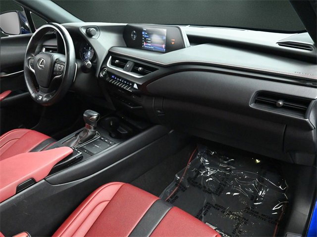 Used 2022 Lexus UX 200 F Sport image 18