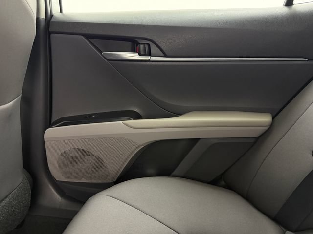 Used 2019 Toyota Camry LE w/ Convenience Package FWD image 33
