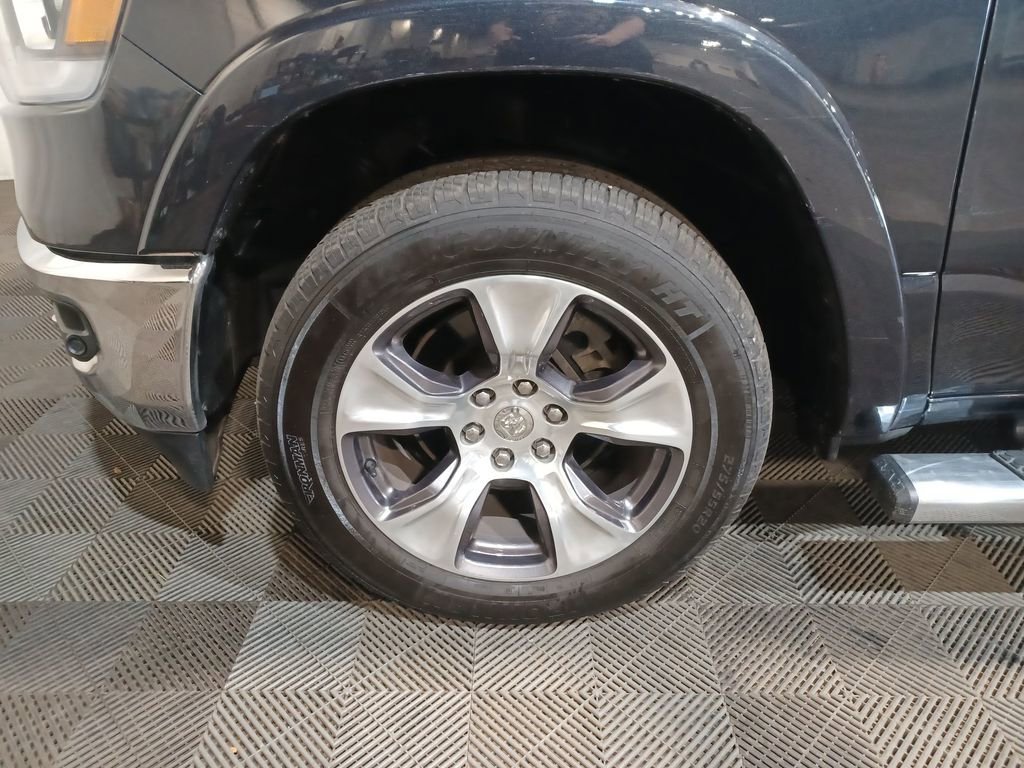 Used 2019 RAM 1500 Laramie image 18