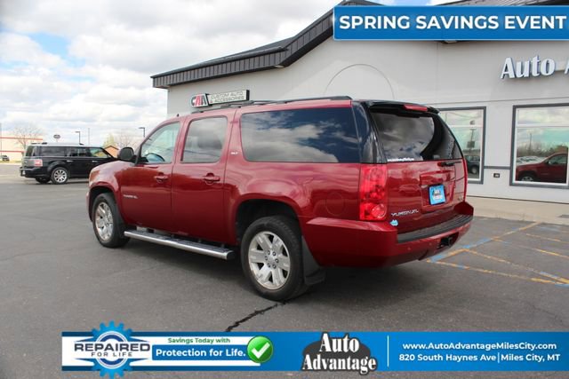 Used 2013 GMC Yukon XL SLT w/ SLT-2 Equipment Package AWD/4WD image 11