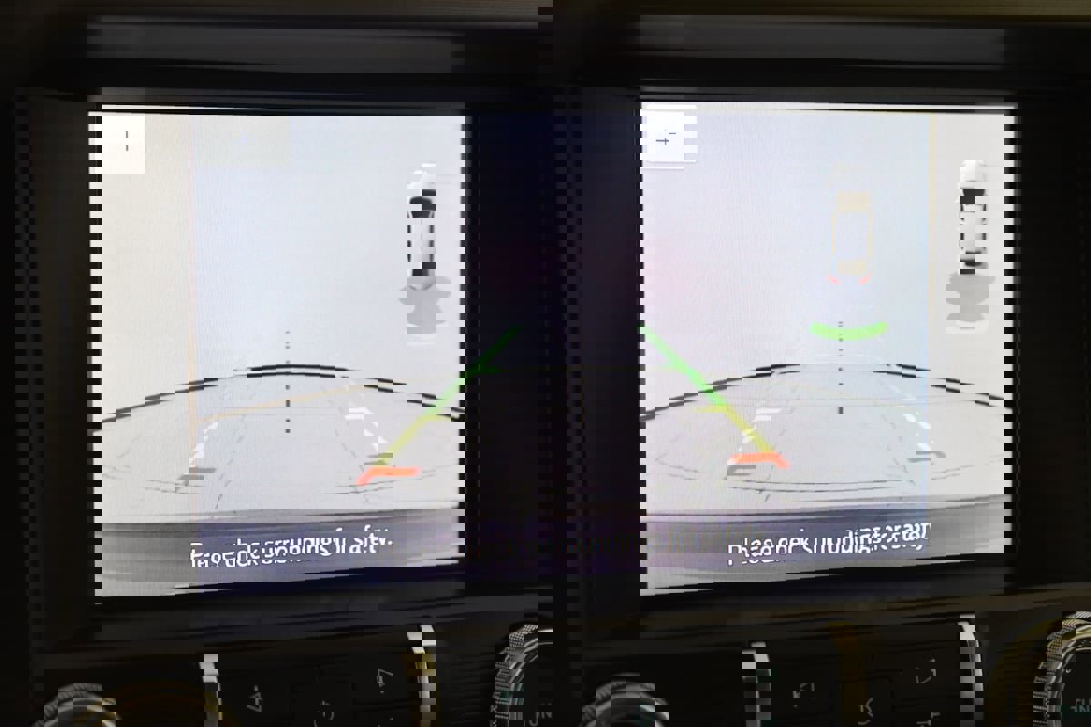 Used 2021 Ford Mustang GT Premium w/ Ford Safe & Smart Package RWD image 10