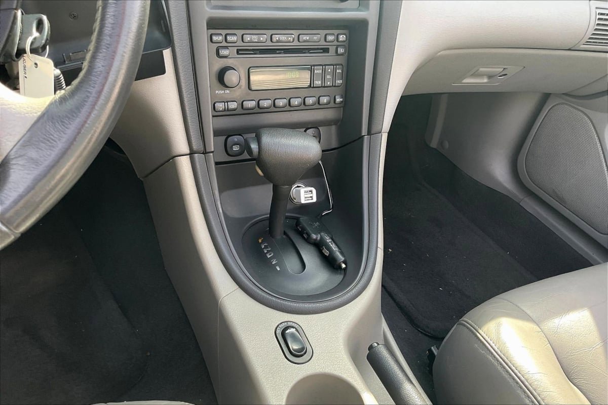 Used 2001 Ford Mustang GT Premium RWD image 15