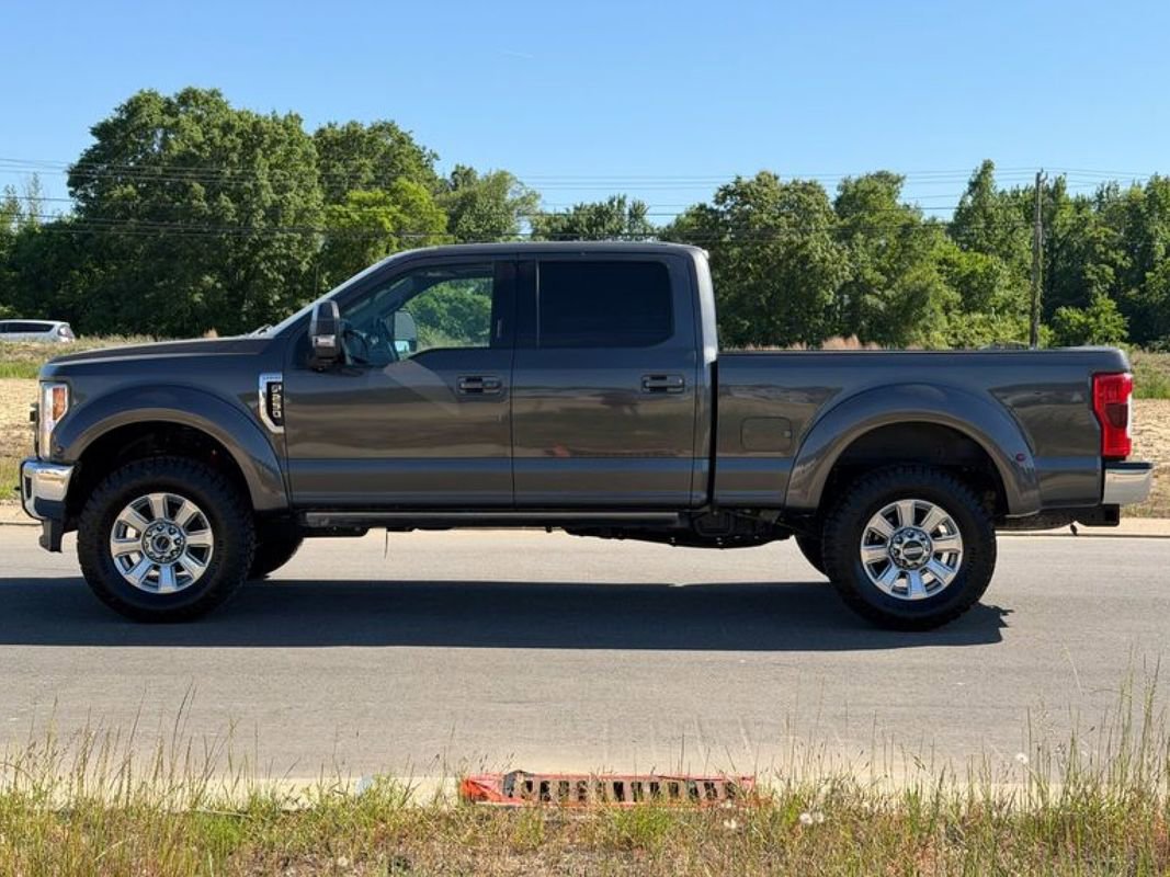 Used 2019 Ford F250 Lariat w/ Lariat Ultimate Package AWD/4WD image 5