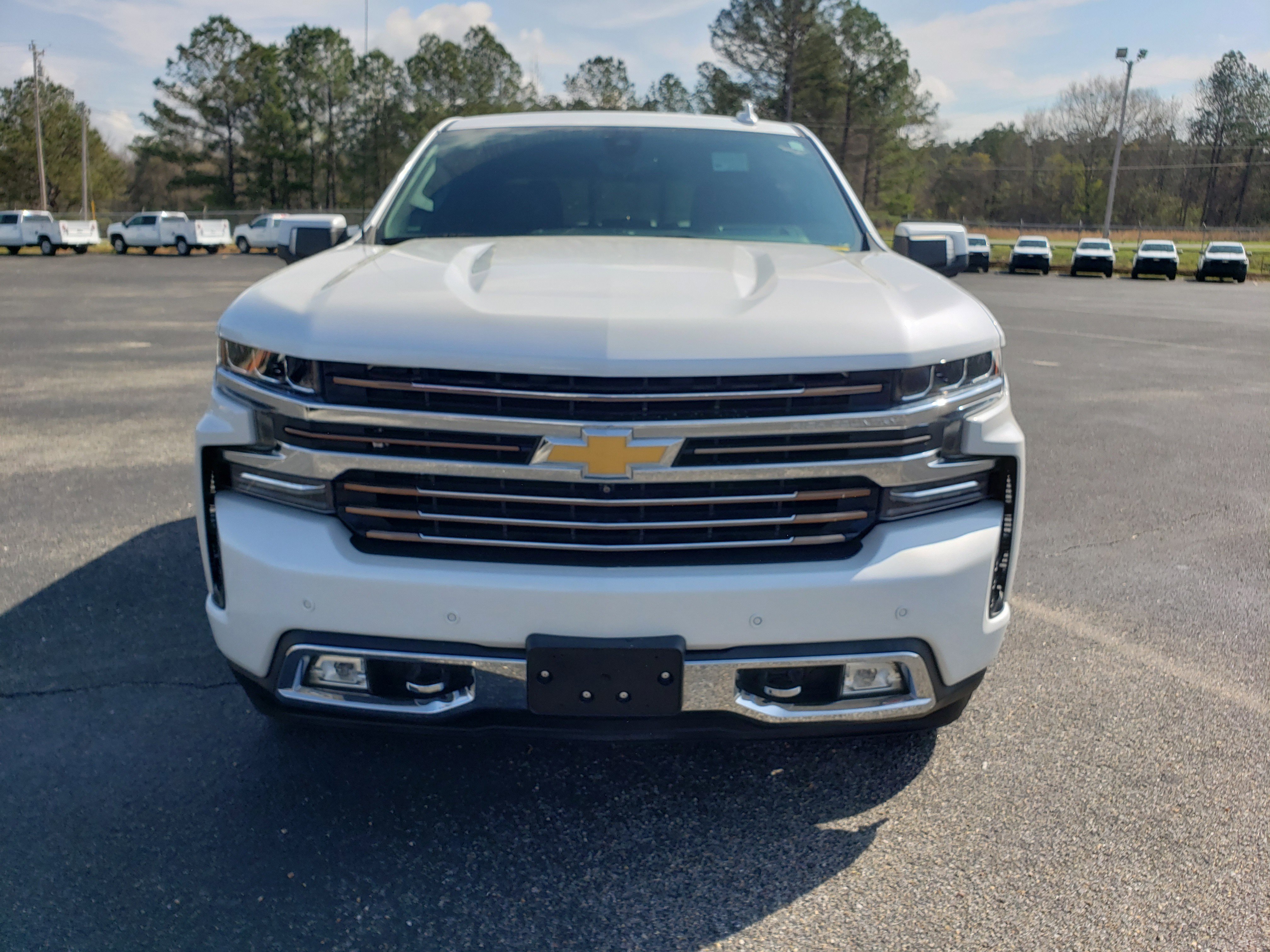Used 2019 Chevrolet Silverado 1500 High Country w/ Technology Package image 7