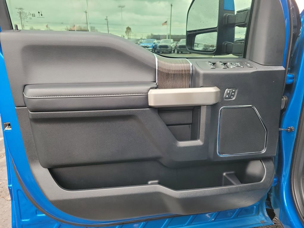 Used 2020 Ford F250 Lariat w/ Lariat Value Package image 44