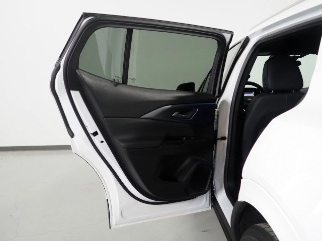 Used 2024 Chevrolet Equinox EV LT image 58