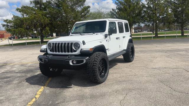 Used 2025 Jeep Wrangler Sahara w/ Safety Group image 4