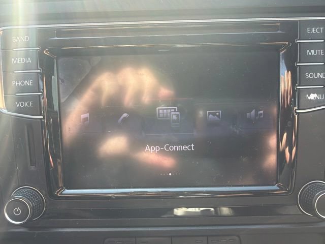 Used 2017 Volkswagen Jetta SE FWD image 8
