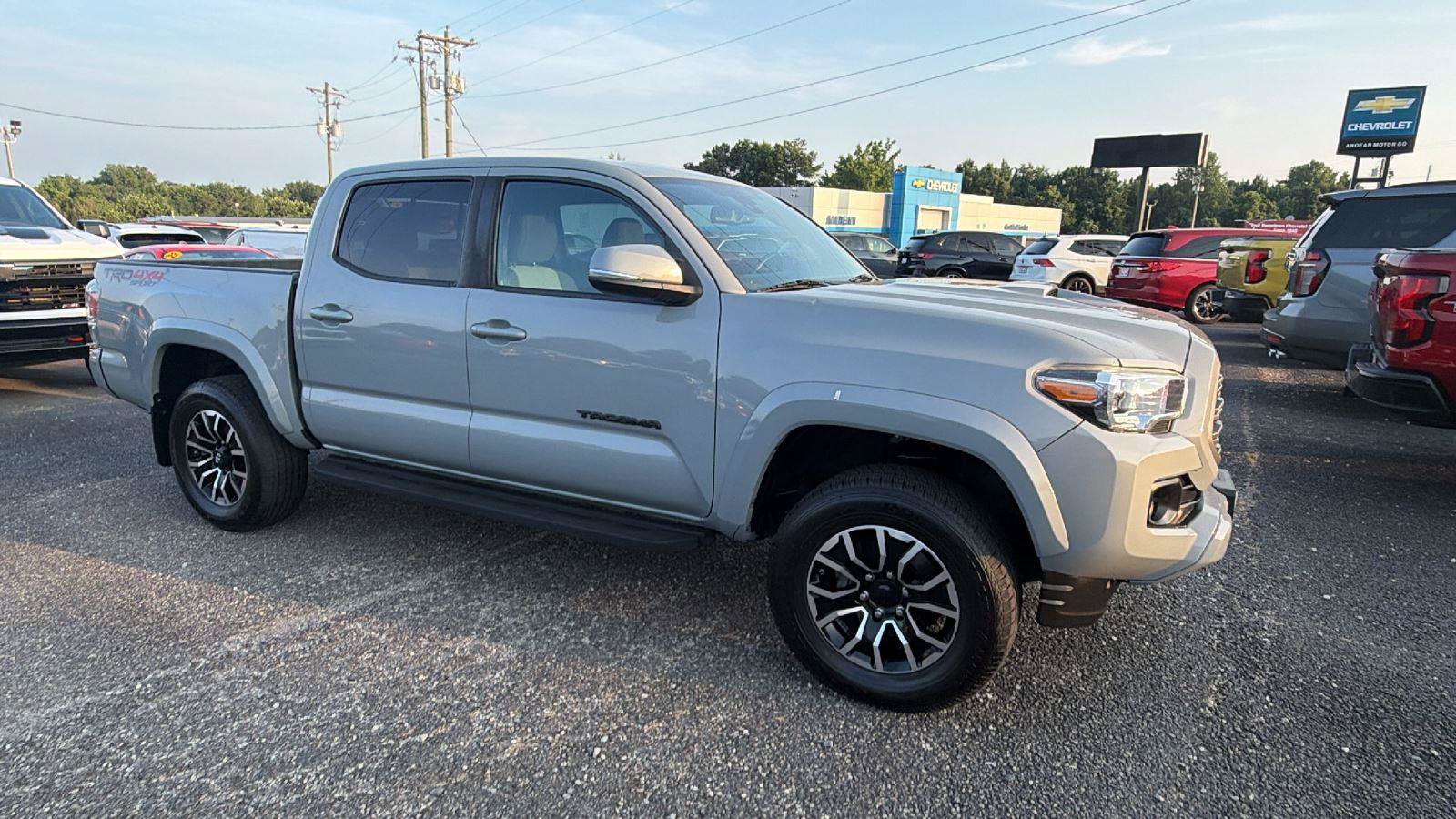 Used 2020 Toyota Tacoma TRD Sport AWD/4WD image 6