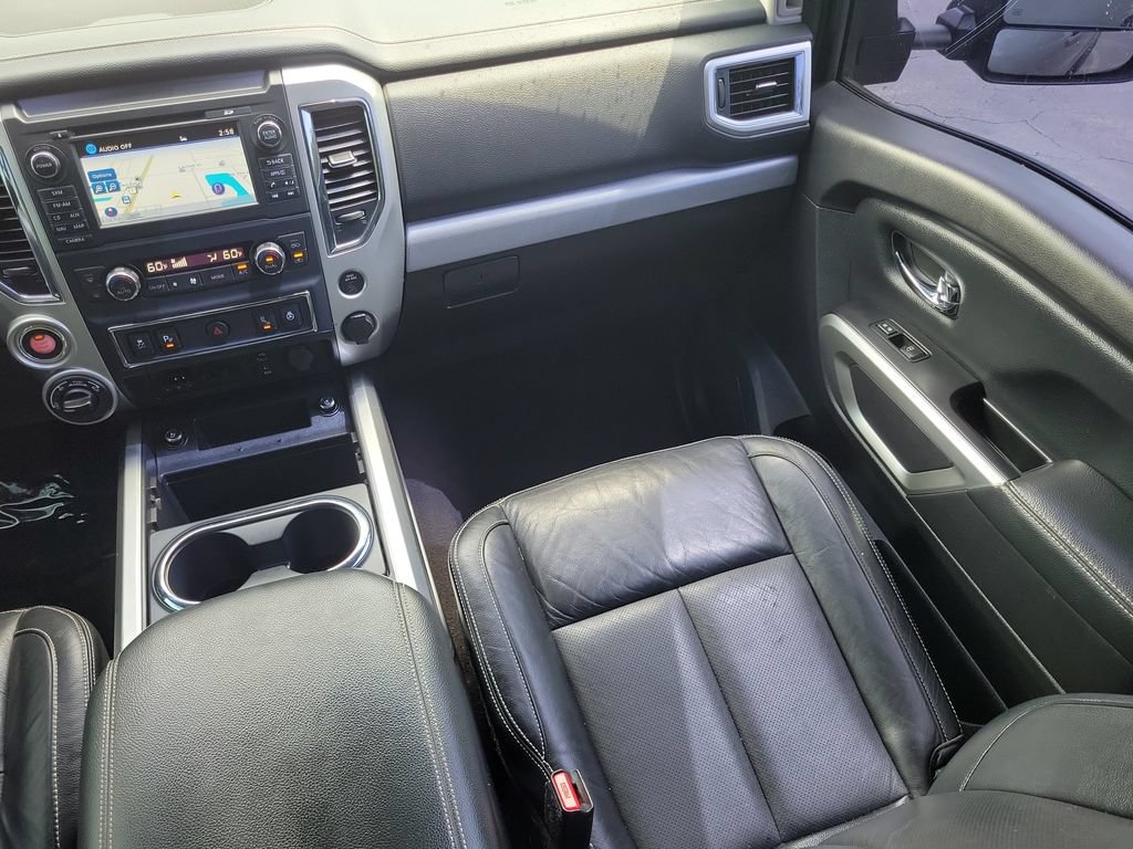 Used 2017 Nissan Titan PRO-4X w/ Pro-4x Convenience Package AWD/4WD image 20