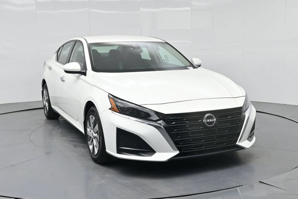 Used 2023 Nissan Altima 2.5 S FWD image 57