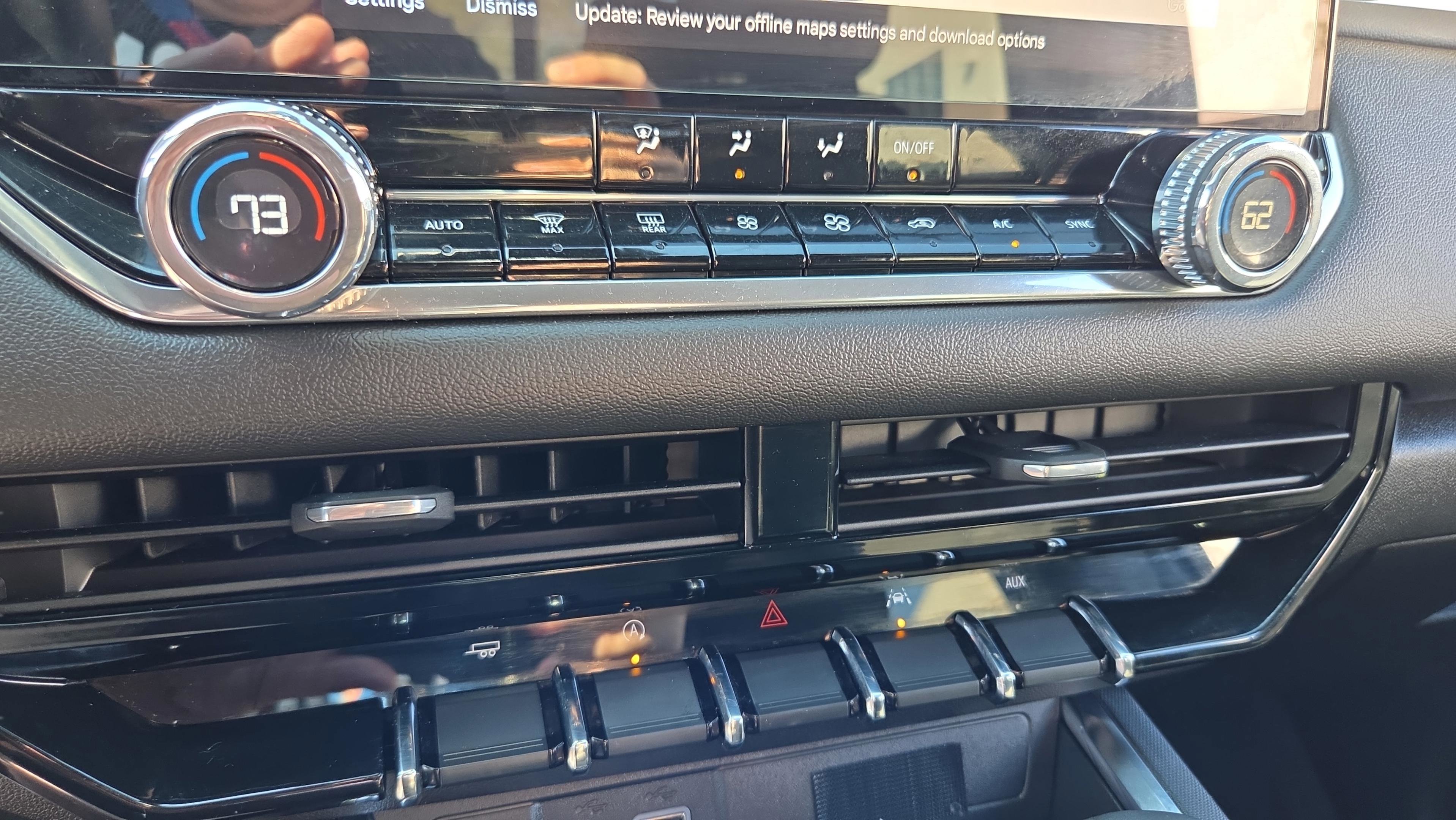 Used 2024 GMC Canyon Elevation w/ Convenience Package image 20