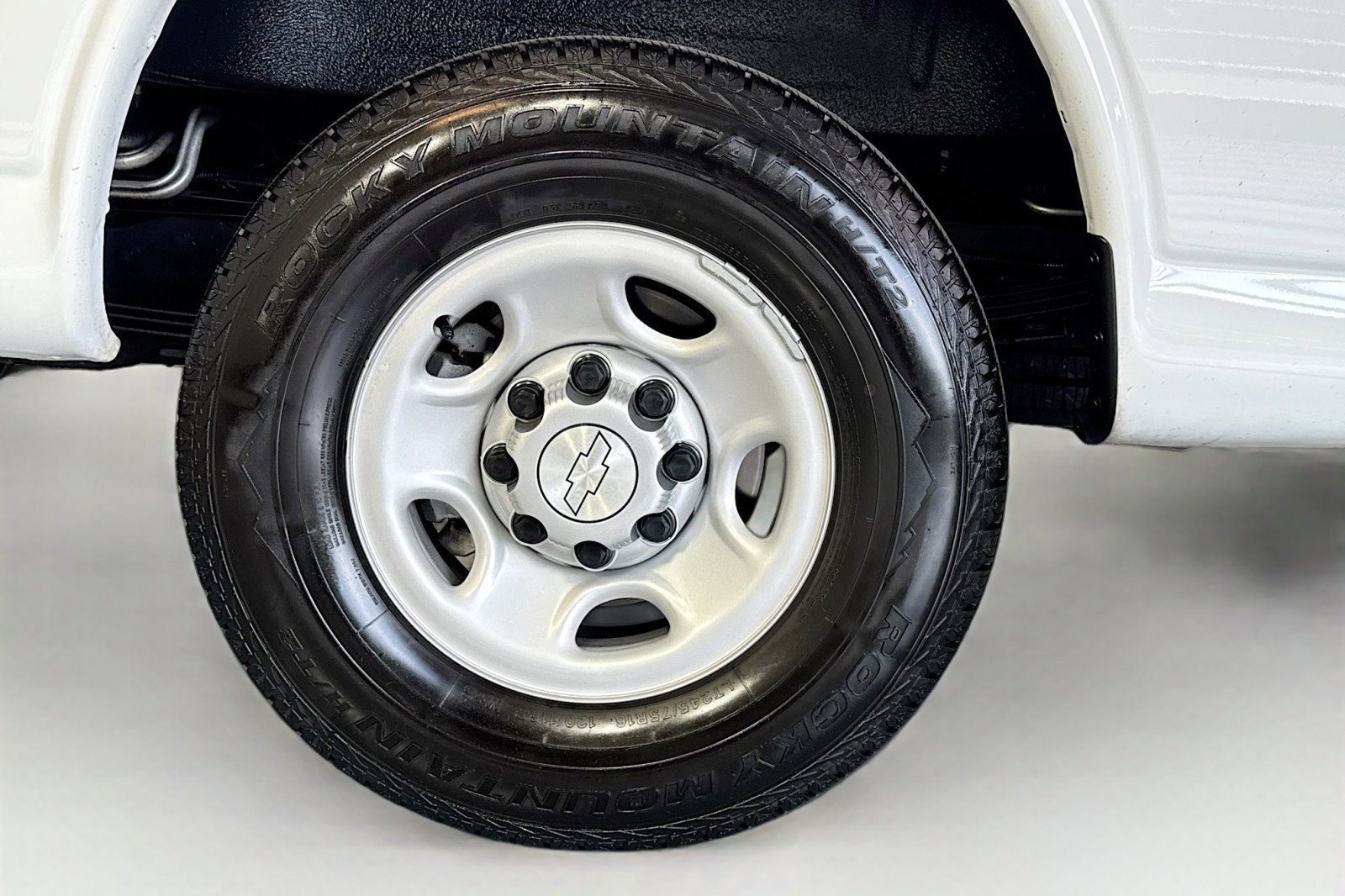 Used 2016 Chevrolet Express 2500 LS image 23