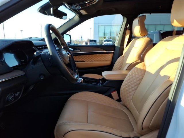 Used 2023 Jeep Grand Cherokee L Summit w/ Luxury Tech Group V image 25