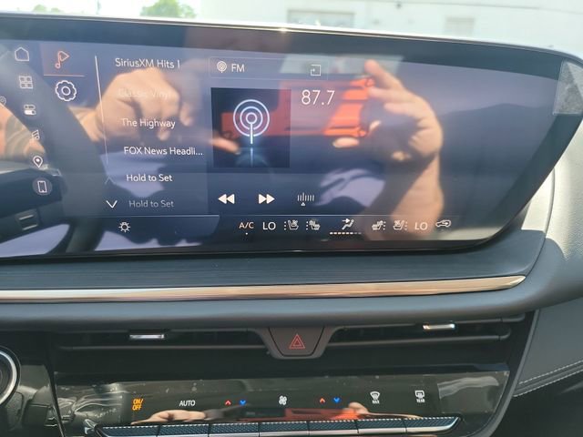 New 2026 Buick Envision Avenir AWD/4WD image 14