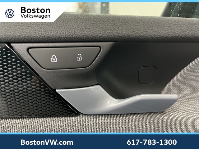 New 2026 Volkswagen Tiguan S image 27