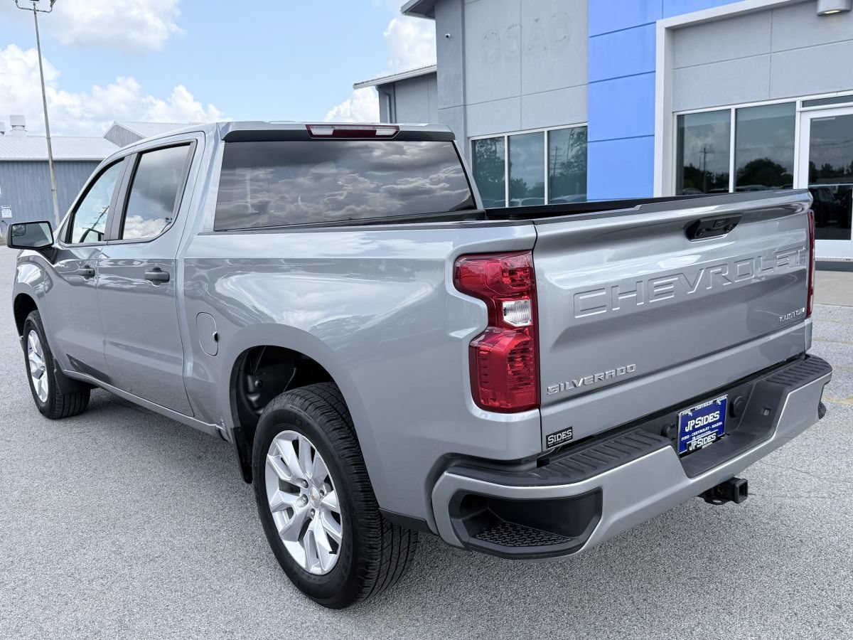 Used 2025 Chevrolet Silverado 1500 Custom RWD image 5