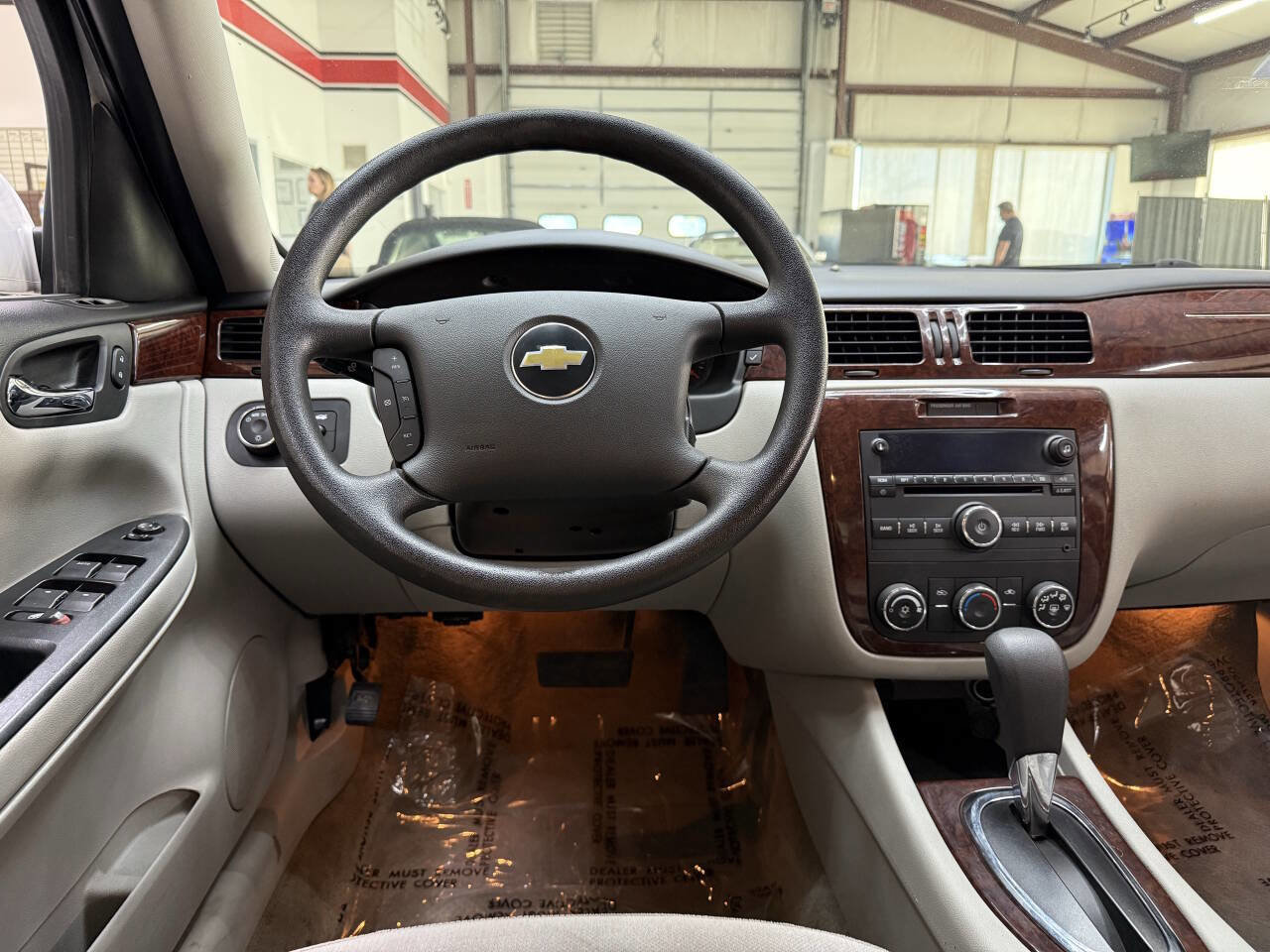 Used 2011 Chevrolet Impala LS image 21