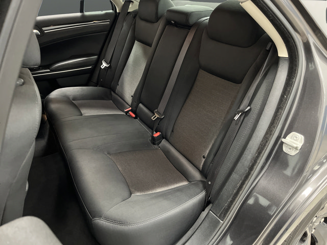 Used 2023 Chrysler 300 Touring w/ Sport Appearance Package RWD image 25