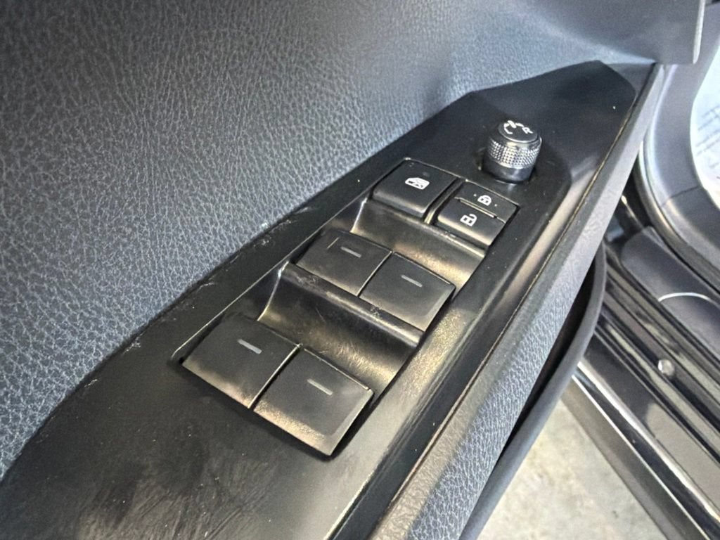 Used 2025 Toyota Camry SE w/ Multimedia Upgrade Package FWD image 19