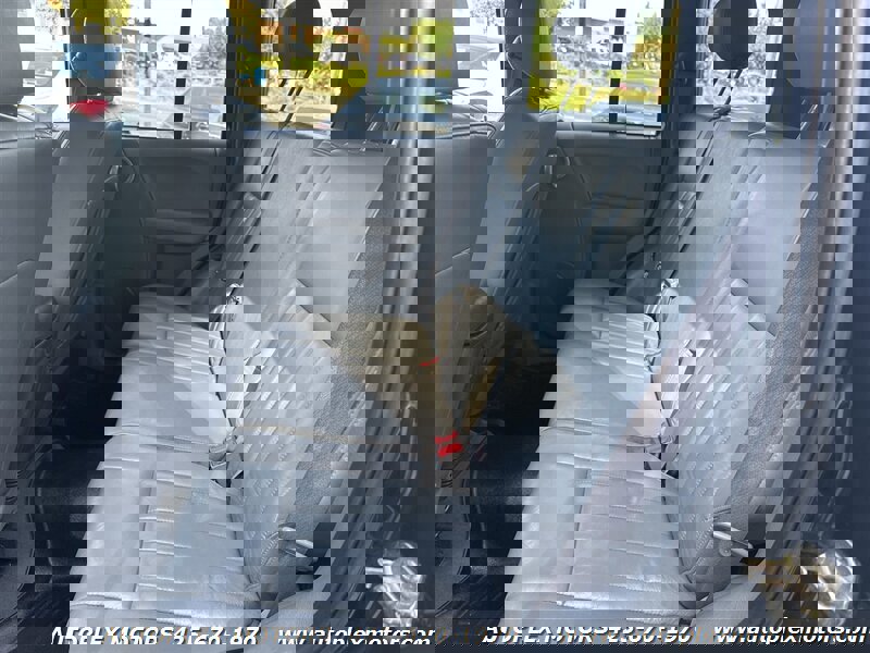 Used 2005 Jeep Liberty Limited image 14