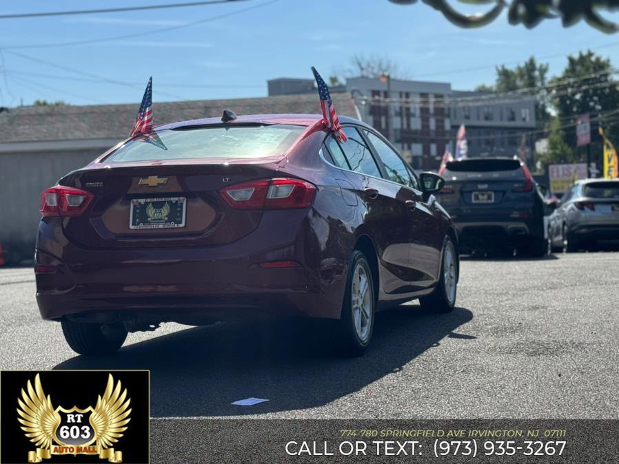 Used 2016 Chevrolet Cruze LT w/ Convenience Package image 4