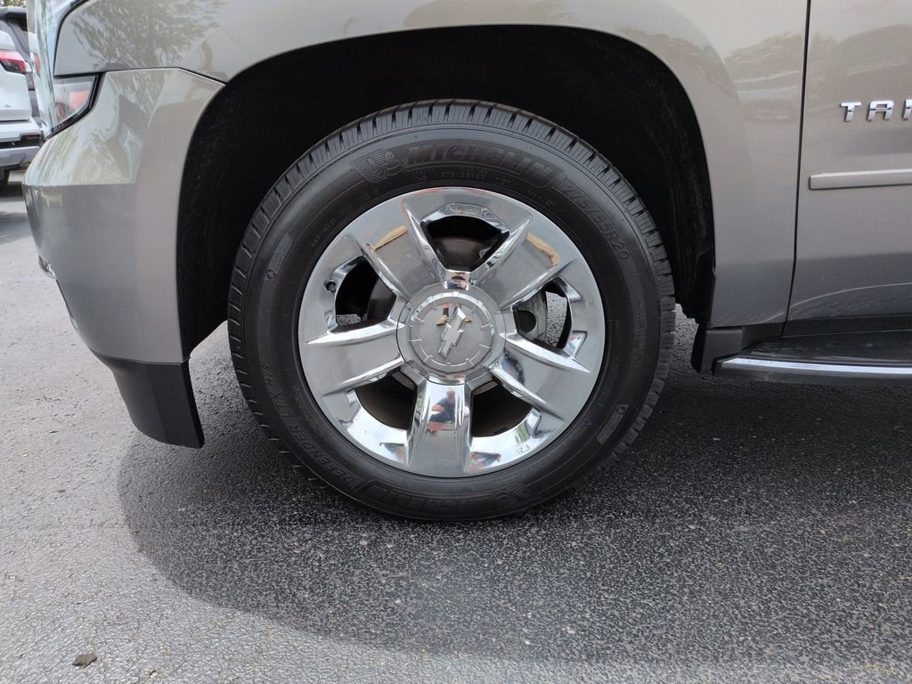Used 2017 Chevrolet Tahoe Premier AWD/4WD image 27