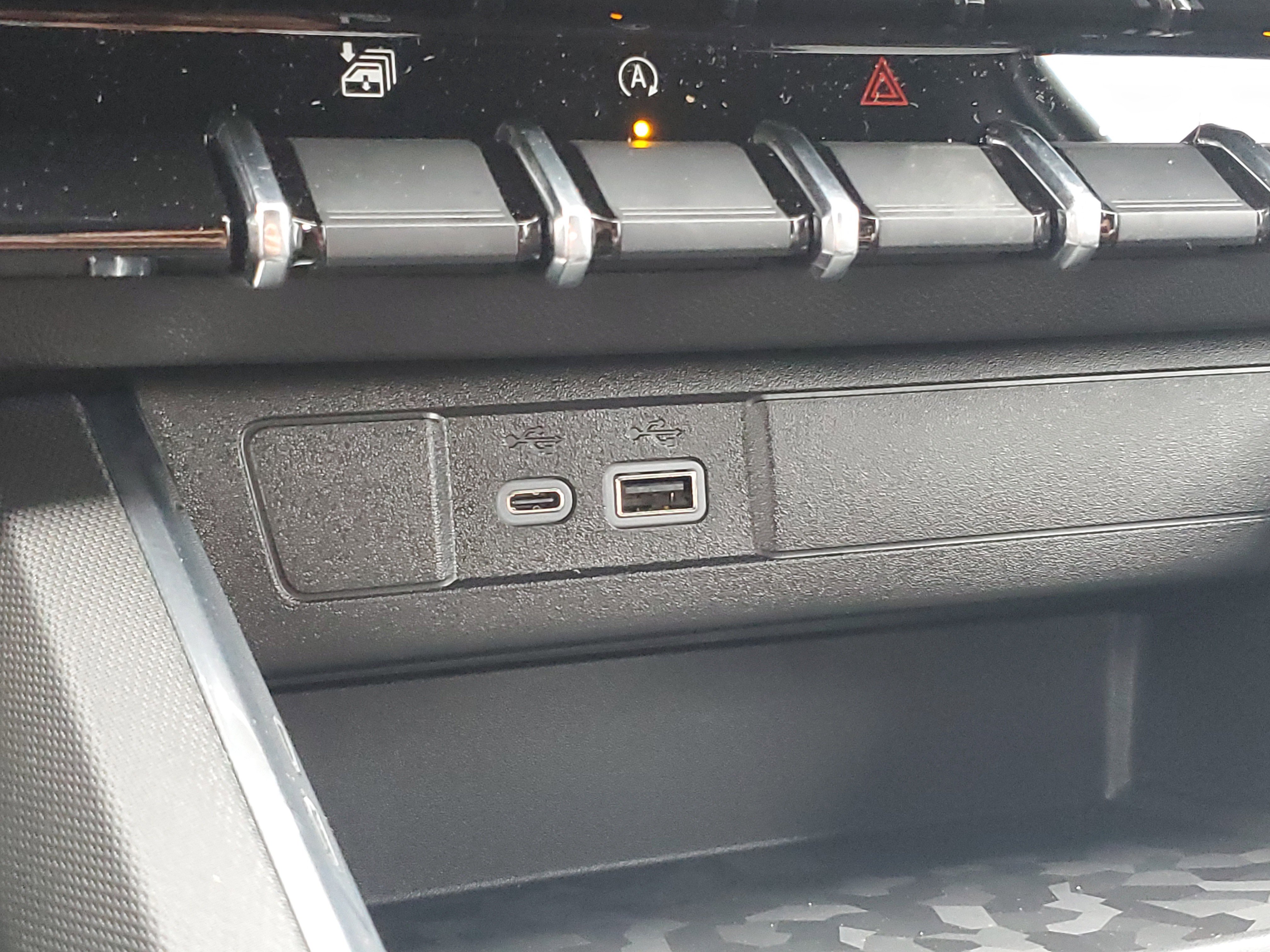 New 2026 GMC Canyon Elevation w/ Convenience Package image 21