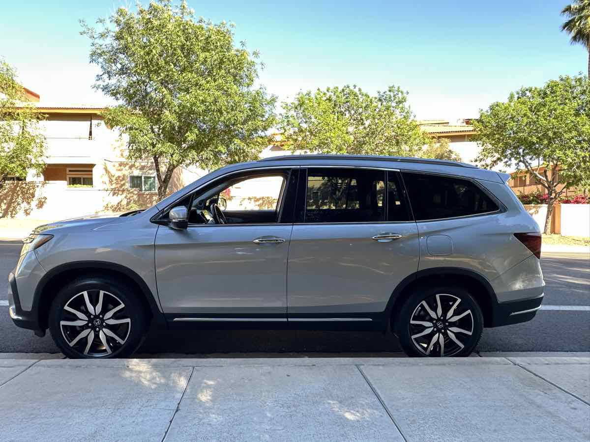 Used 2019 Honda Pilot Touring image 5