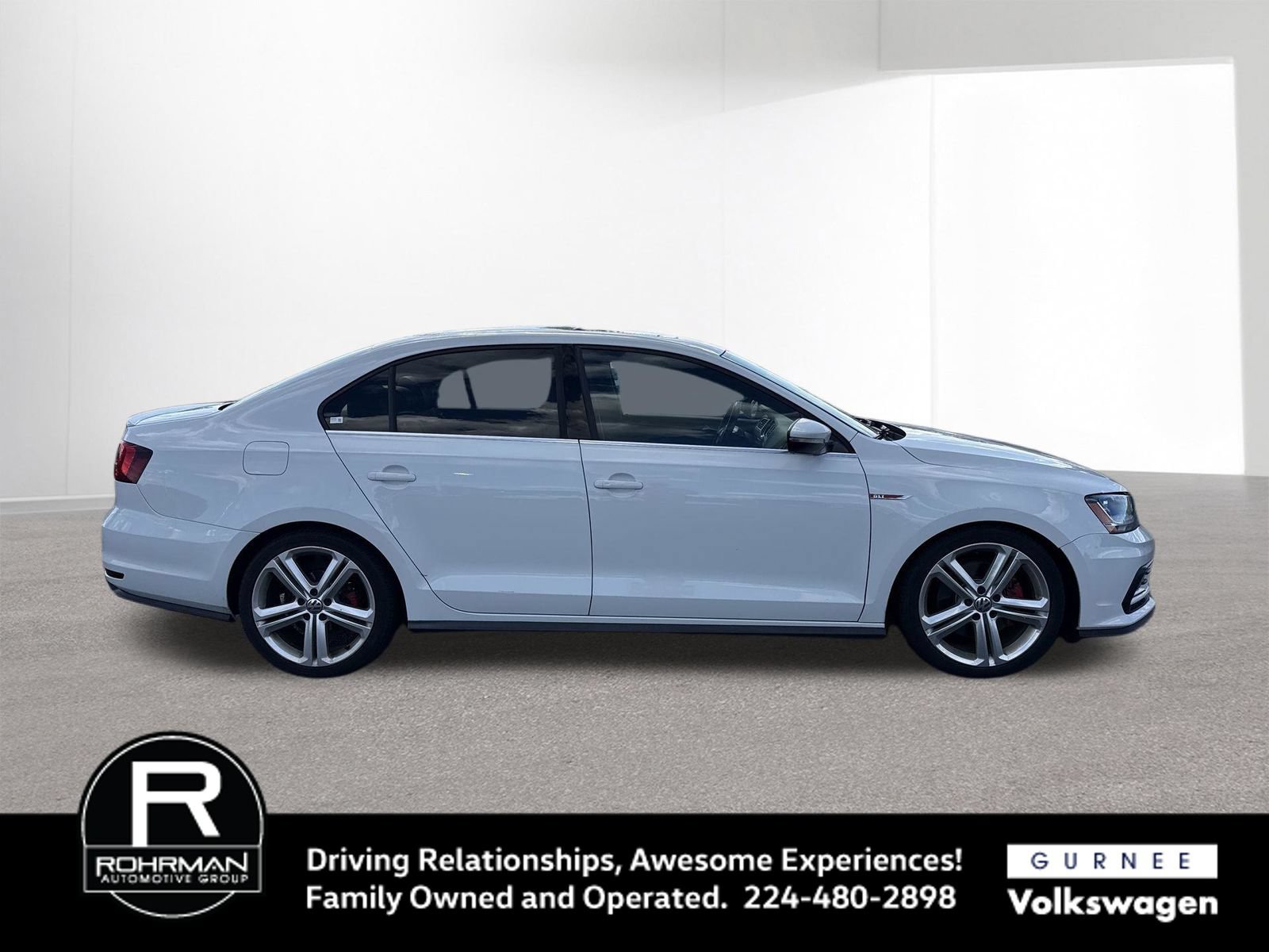 Used 2017 Volkswagen Jetta GLI FWD image 10