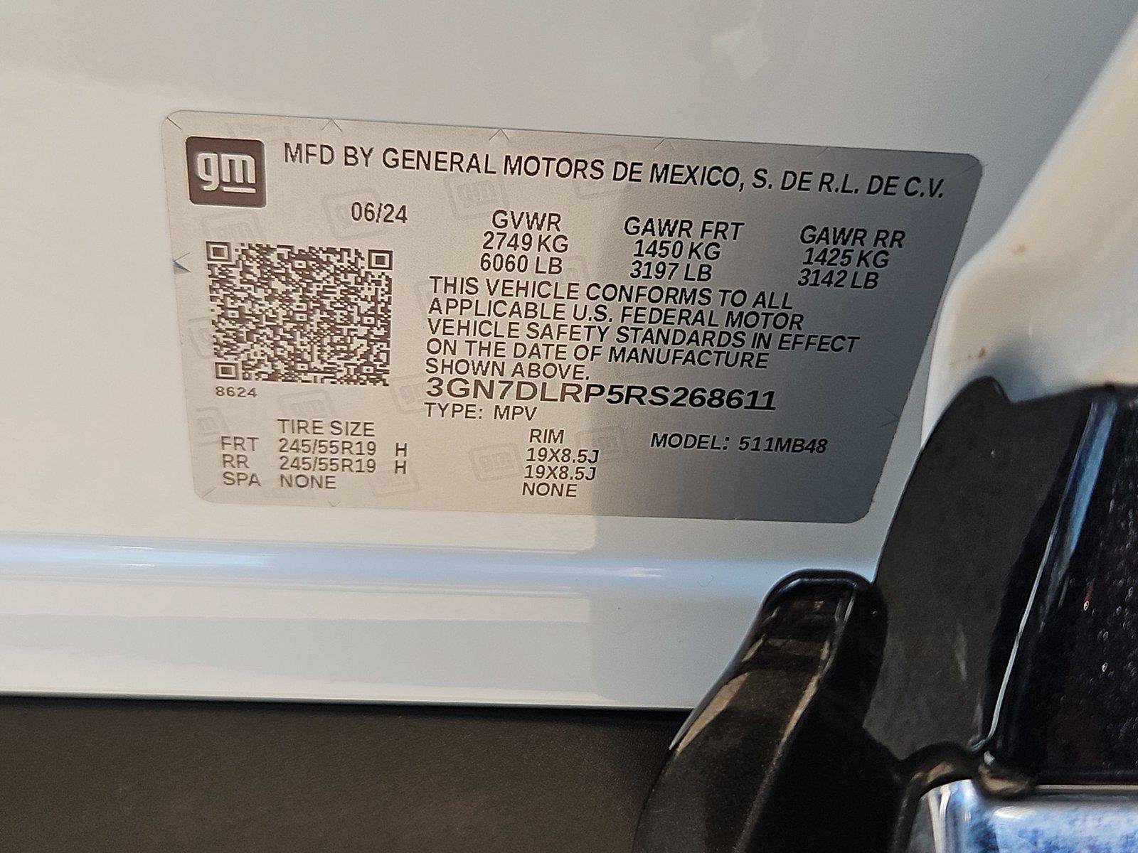 Used 2024 Chevrolet Equinox EV LT FWD image 31