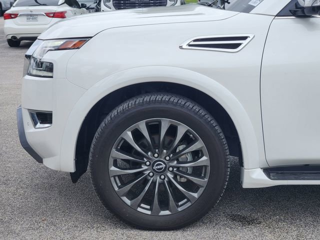 Used 2024 Nissan Armada Platinum w/ Captain's Chairs Package RWD image 4