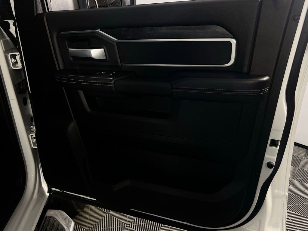 Used 2024 RAM 2500 Big Horn w/ Bed Utility Group image 26