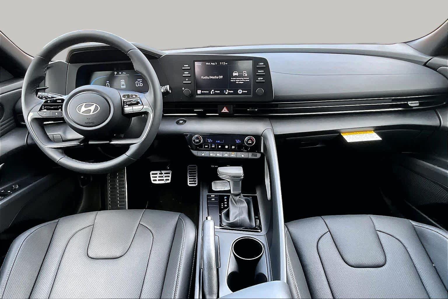 New 2026 Hyundai Elantra SEL Sport FWD image 5