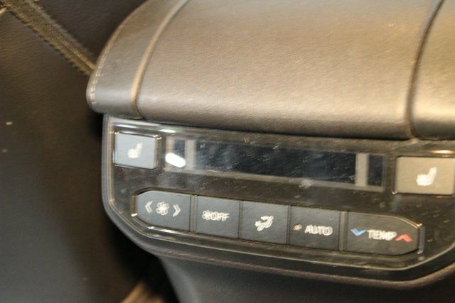 Used 2021 Toyota Highlander Platinum image 16