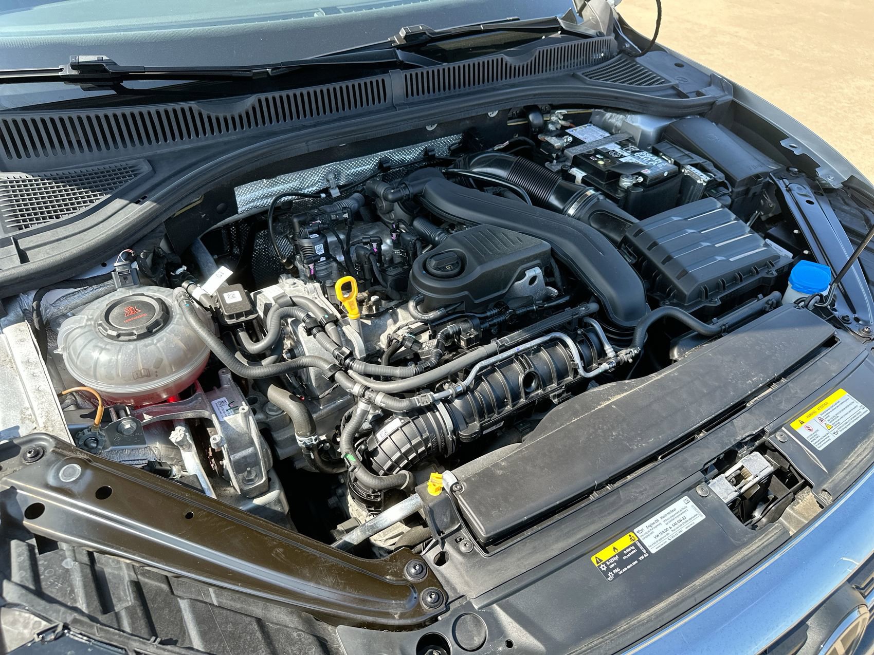 Used 2024 Volkswagen Jetta SE FWD image 23