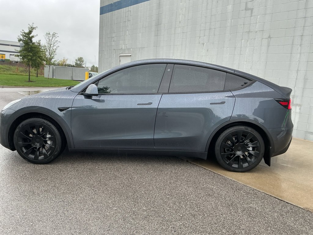 Used 2021 Tesla Model Y Long Range AWD/4WD image 6