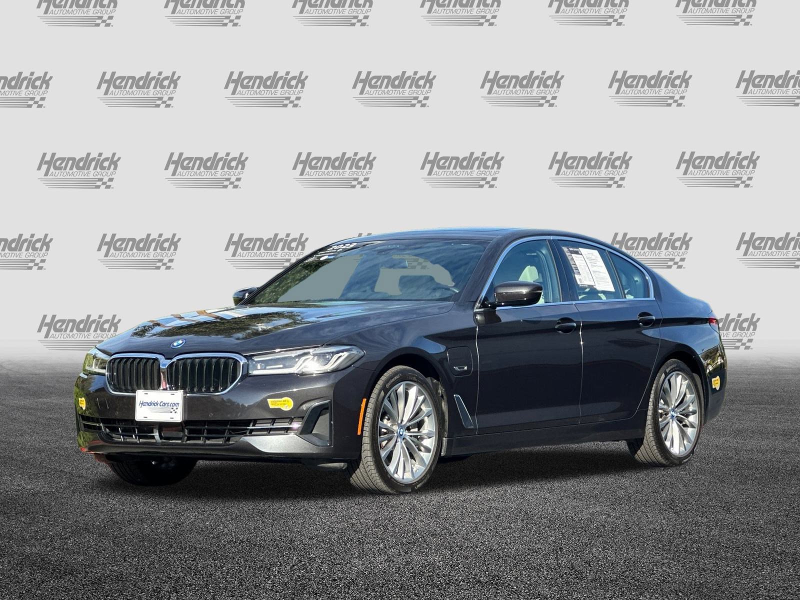 Certified 2023 BMW 530e xDrive w/ Executive Package image 9