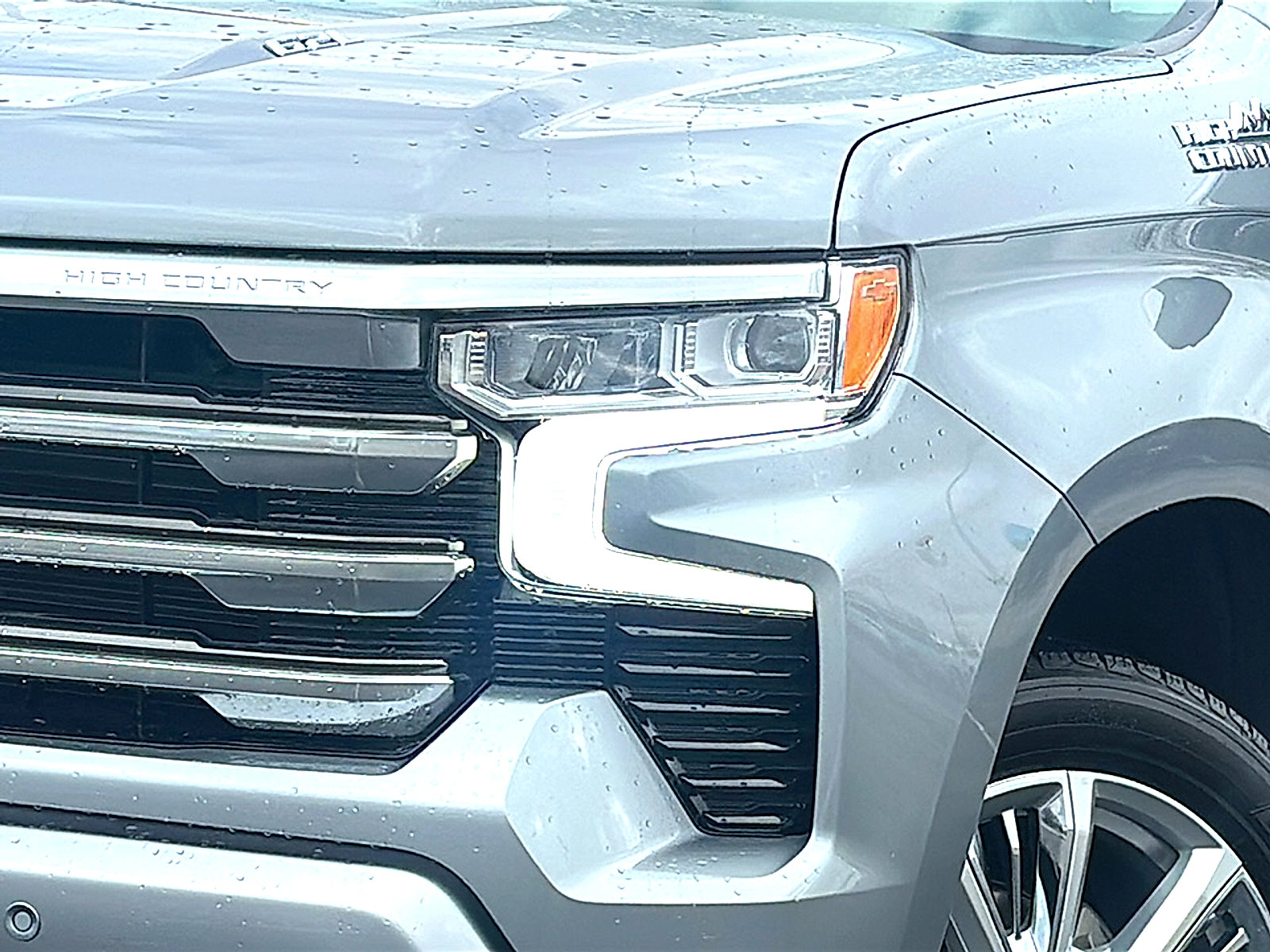 Used 2024 Chevrolet Silverado 1500 High Country w/ High Country Premium Package image 4