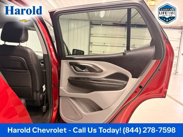 Used 2022 GMC Terrain SLT FWD image 8