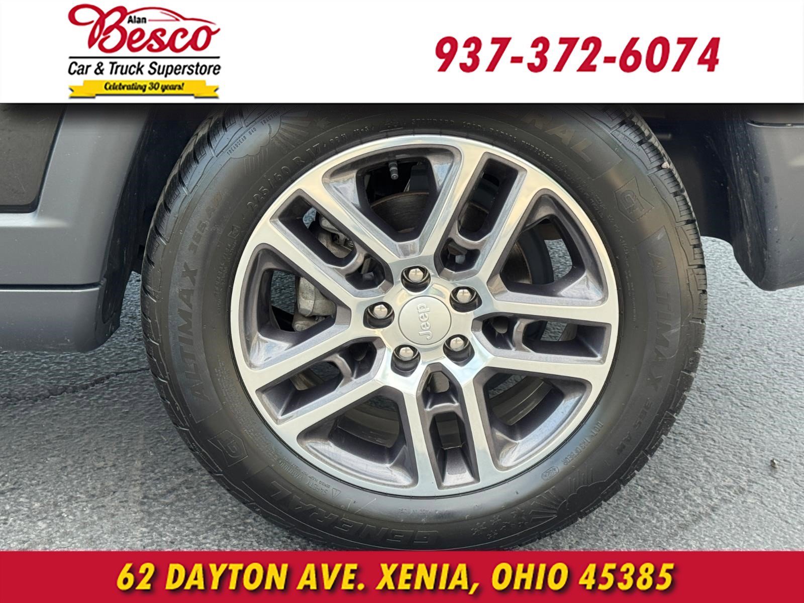 Used 2017 Jeep Compass Latitude w/ Popular Equipment Group AWD/4WD image 6