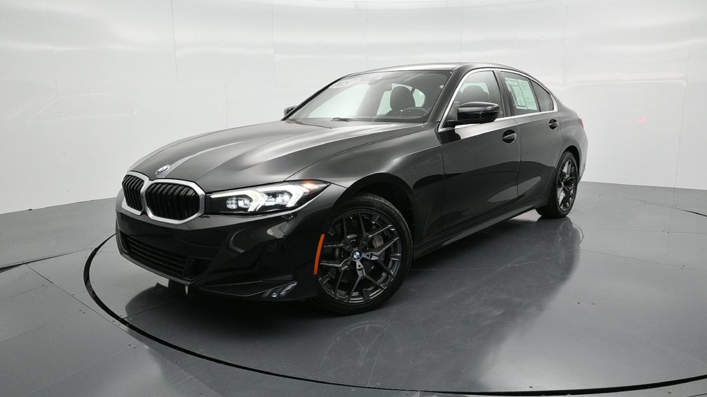 Used 2025 BMW 330i Sedan w/ Convenience Package RWD image 1