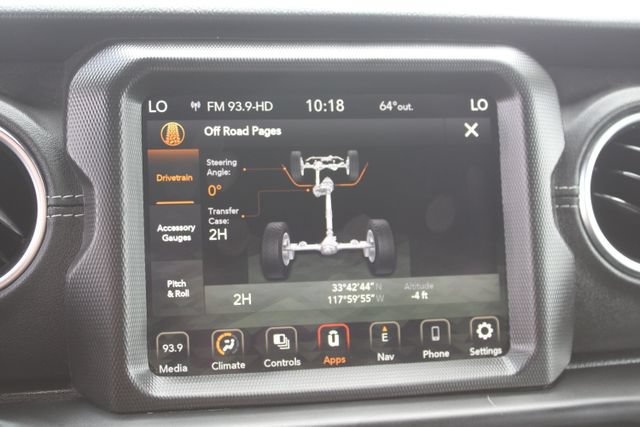Used 2022 Jeep Wrangler Unlimited Sahara AWD/4WD image 30