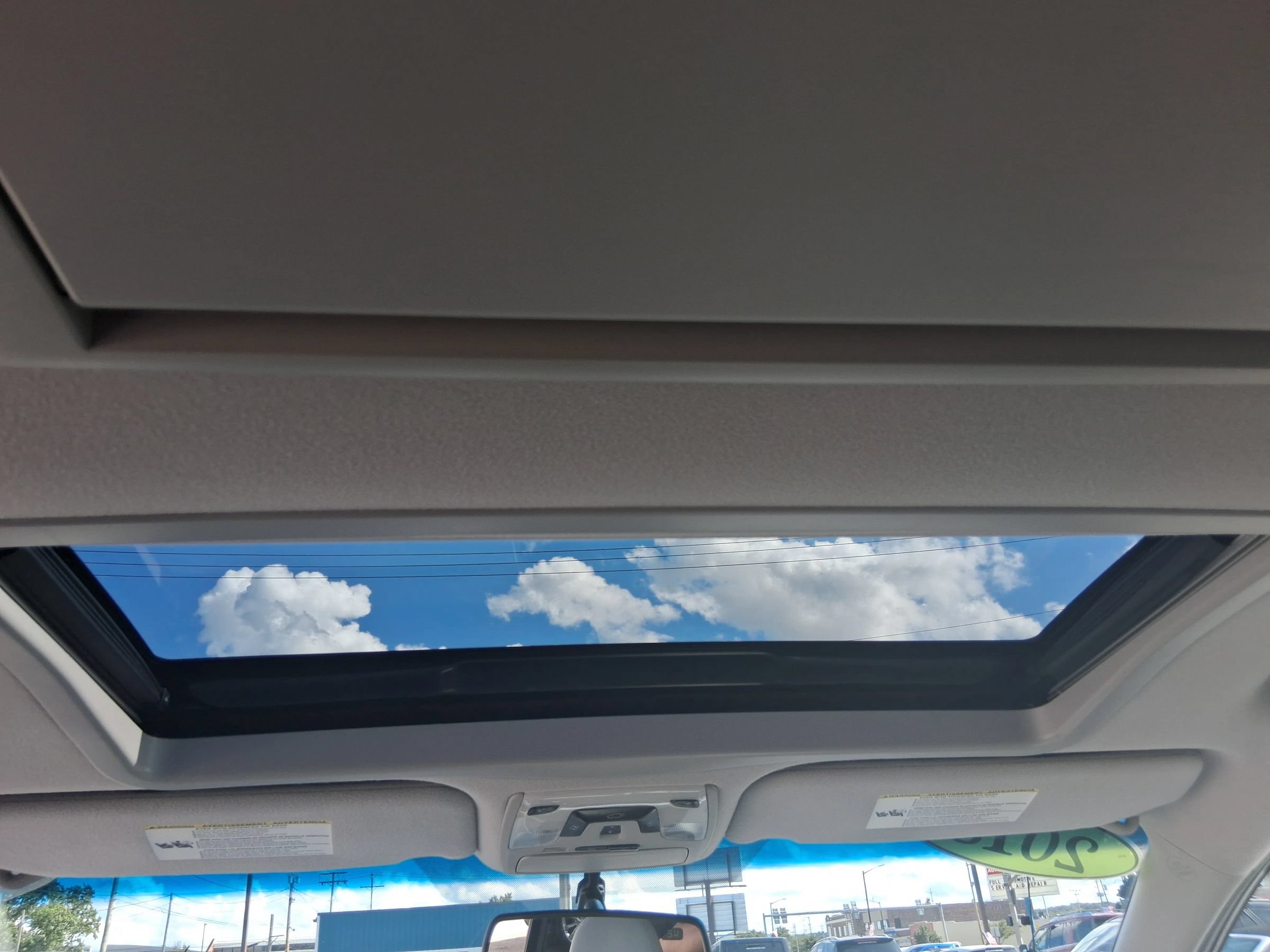 Used 2013 Toyota Sienna XLE w/ Entertainment Pkg FWD image 19