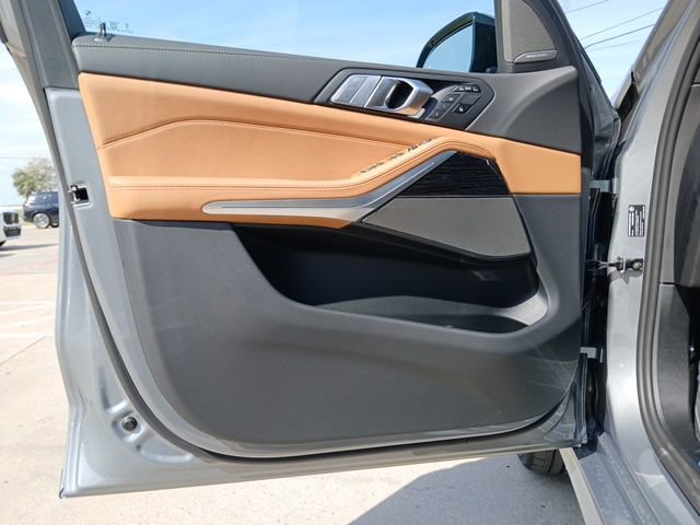 New 2026 BMW X7 xDrive40i AWD/4WD image 21