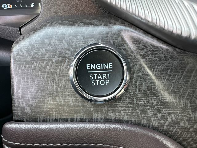 Used 2025 Ford Explorer Platinum w/ LUX Leather Package image 31