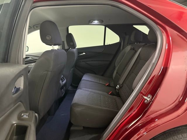 Used 2023 Chevrolet Equinox LT image 24