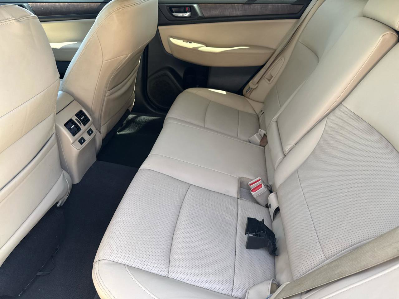 Used 2016 Subaru Outback 2.5i Limited AWD/4WD image 42