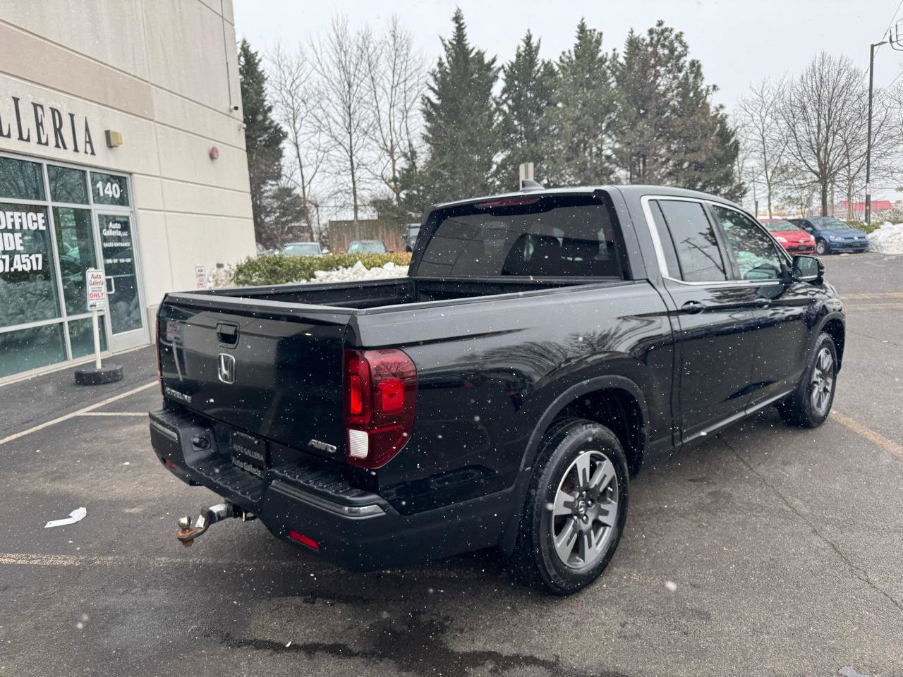 Used 2017 Honda Ridgeline RTL-T image 4