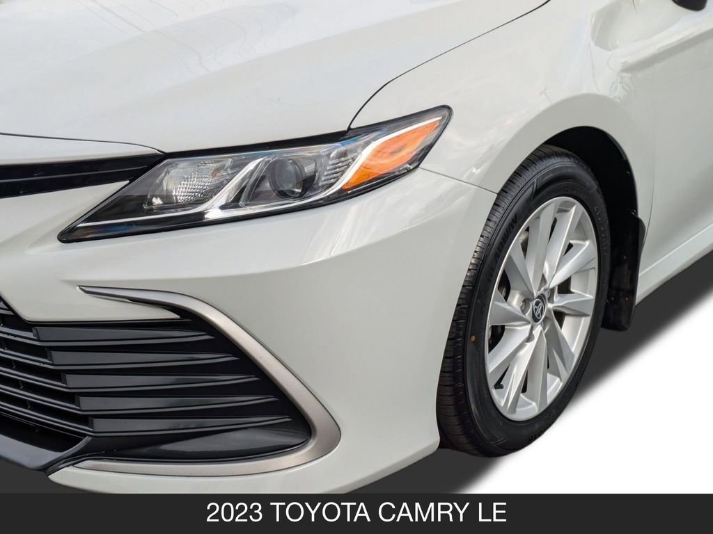 Used 2023 Toyota Camry LE image 10